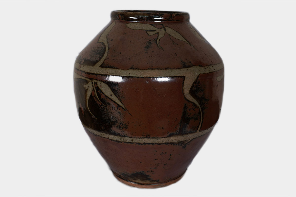 柿釉抜絵花瓶